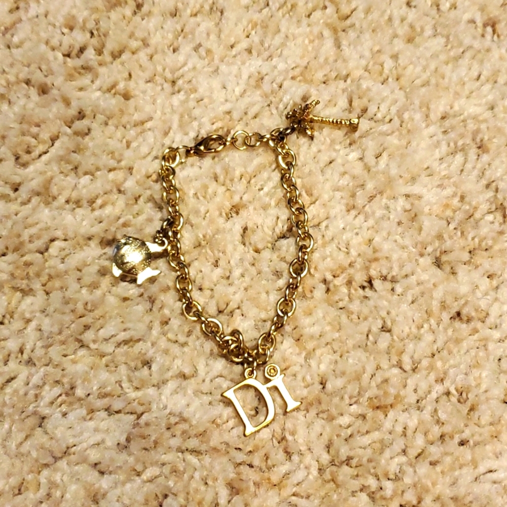 Diamond International bracelet